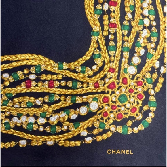 Chanel 33x34 - Picture 5 of 9